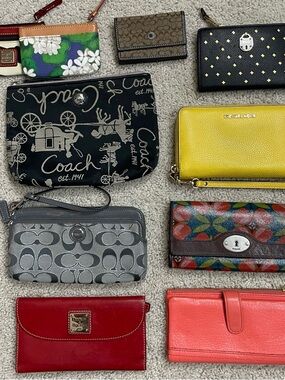 10 Piece COACH Dooney & Bourke FOSSIL Calvin Klein M Kors DESIGNER WALLET LOT